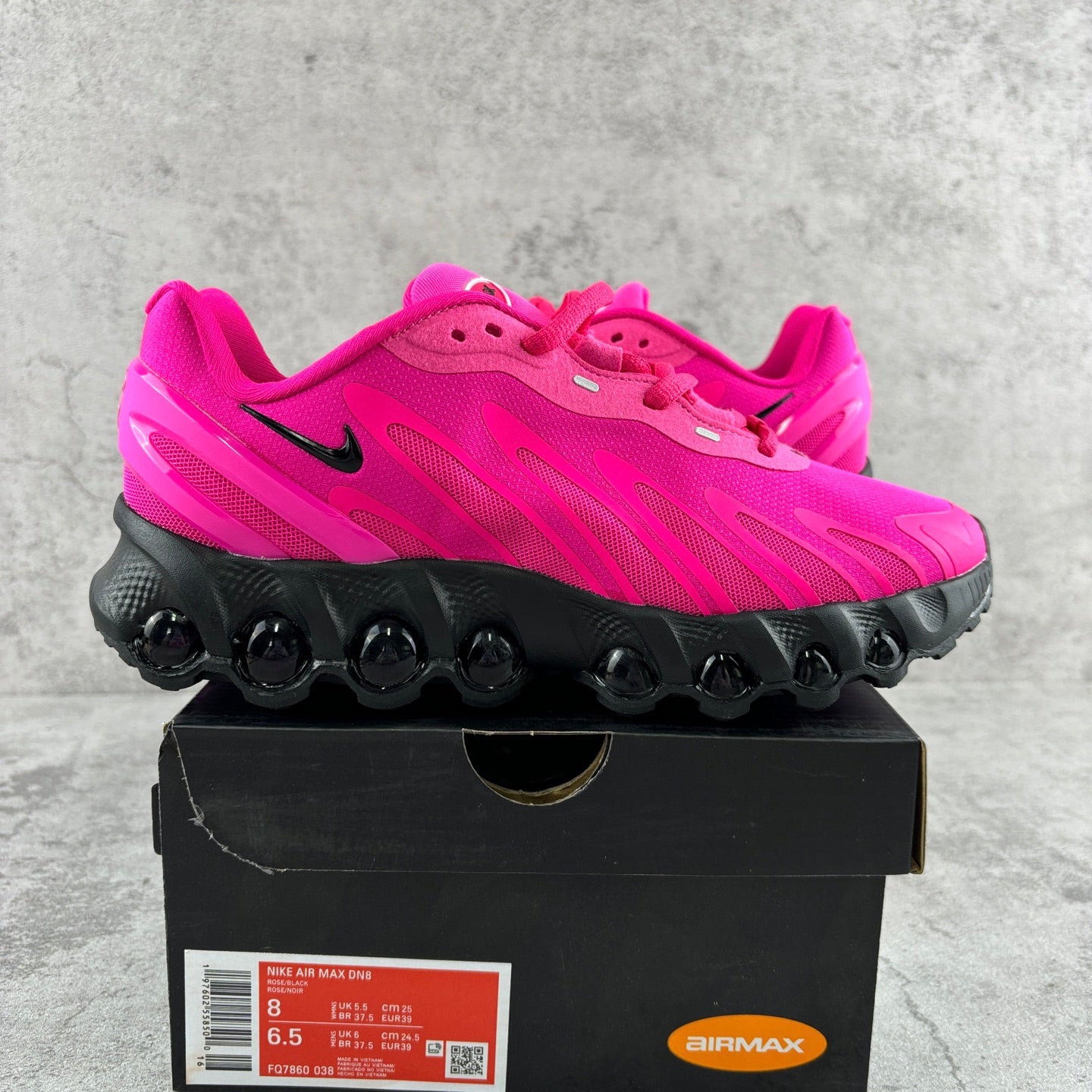 Nike Air Max DN8 Fuchsia Black