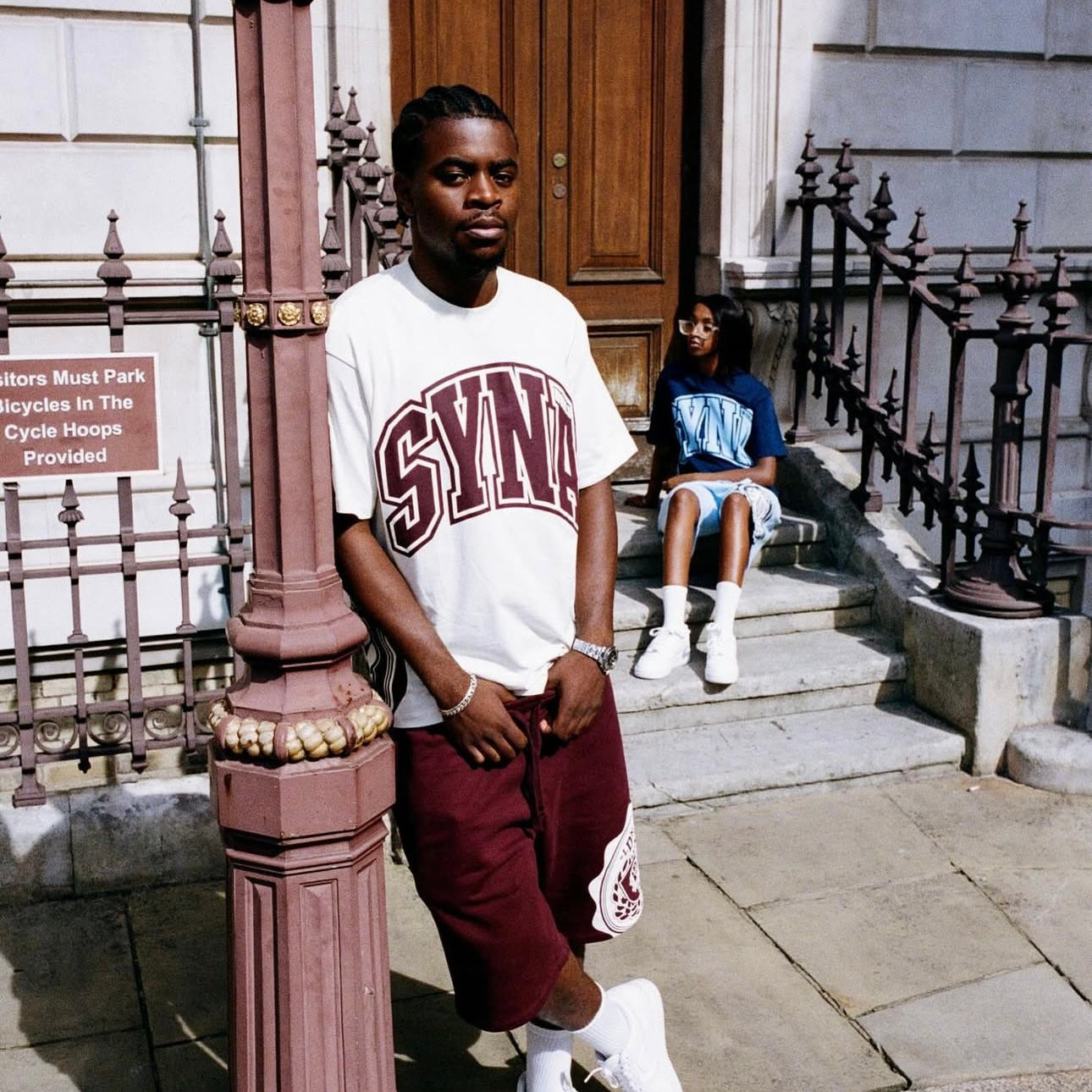 Syna World LDN University Tee - (CREAM)