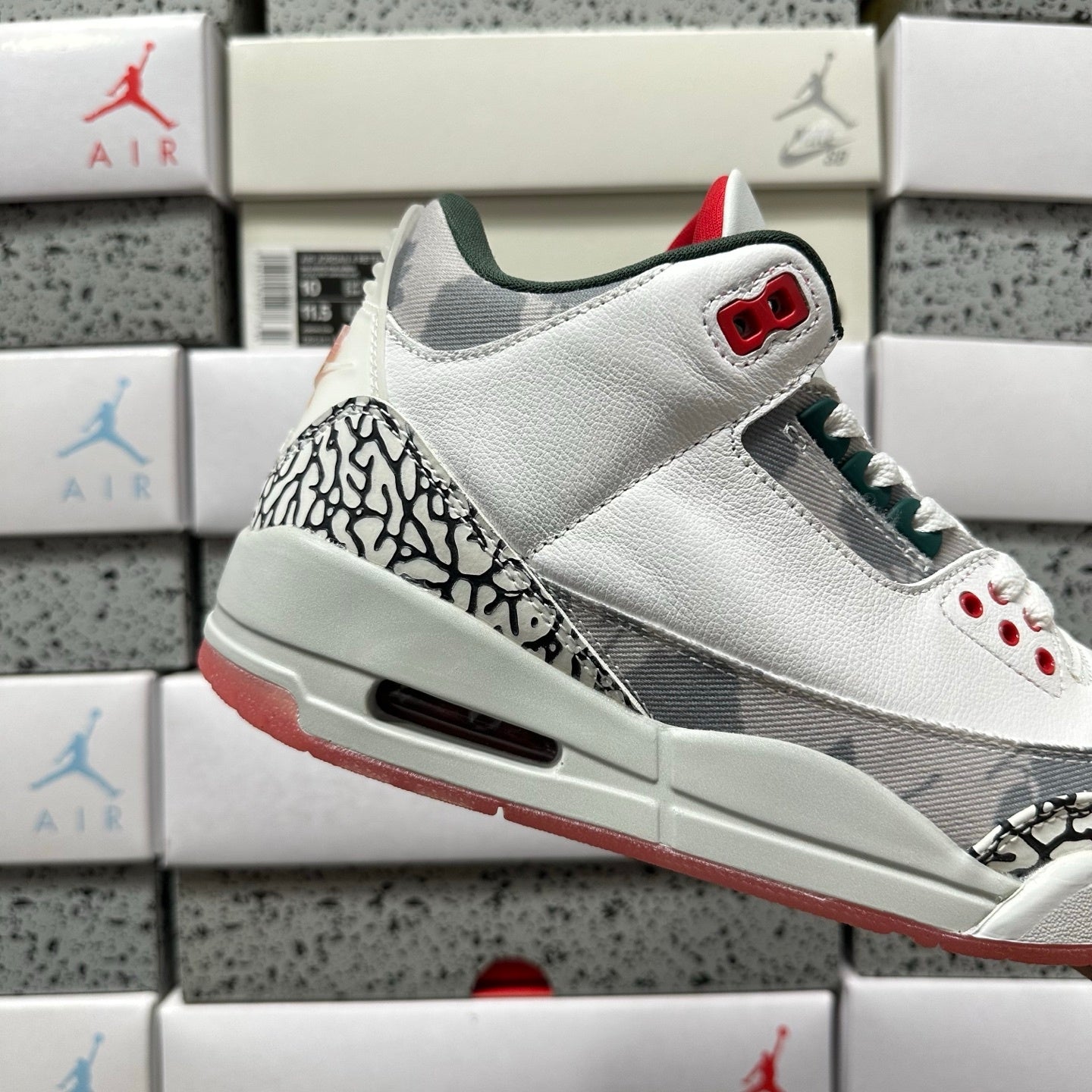 Jordan 3 Retro Wings