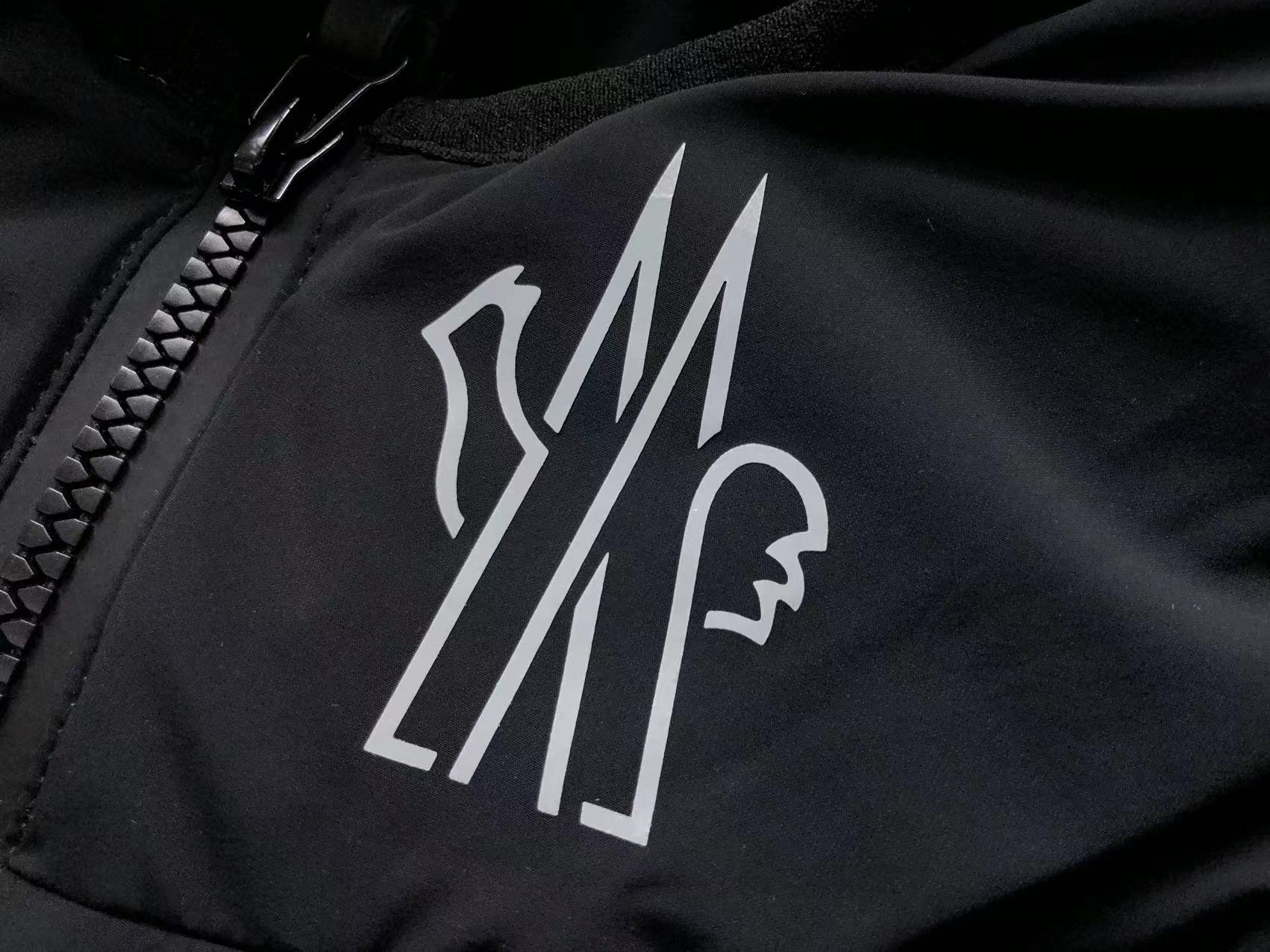Moncler Arcesaz Down Jacket Black