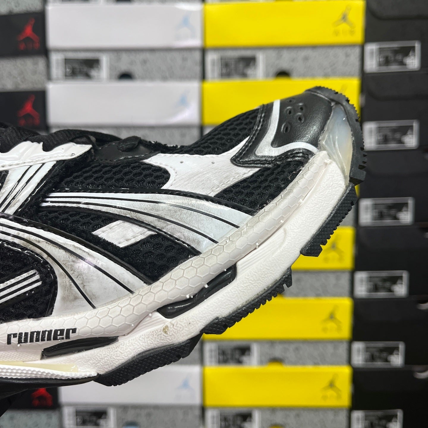 Balenciaga Runner 7.5 Black White