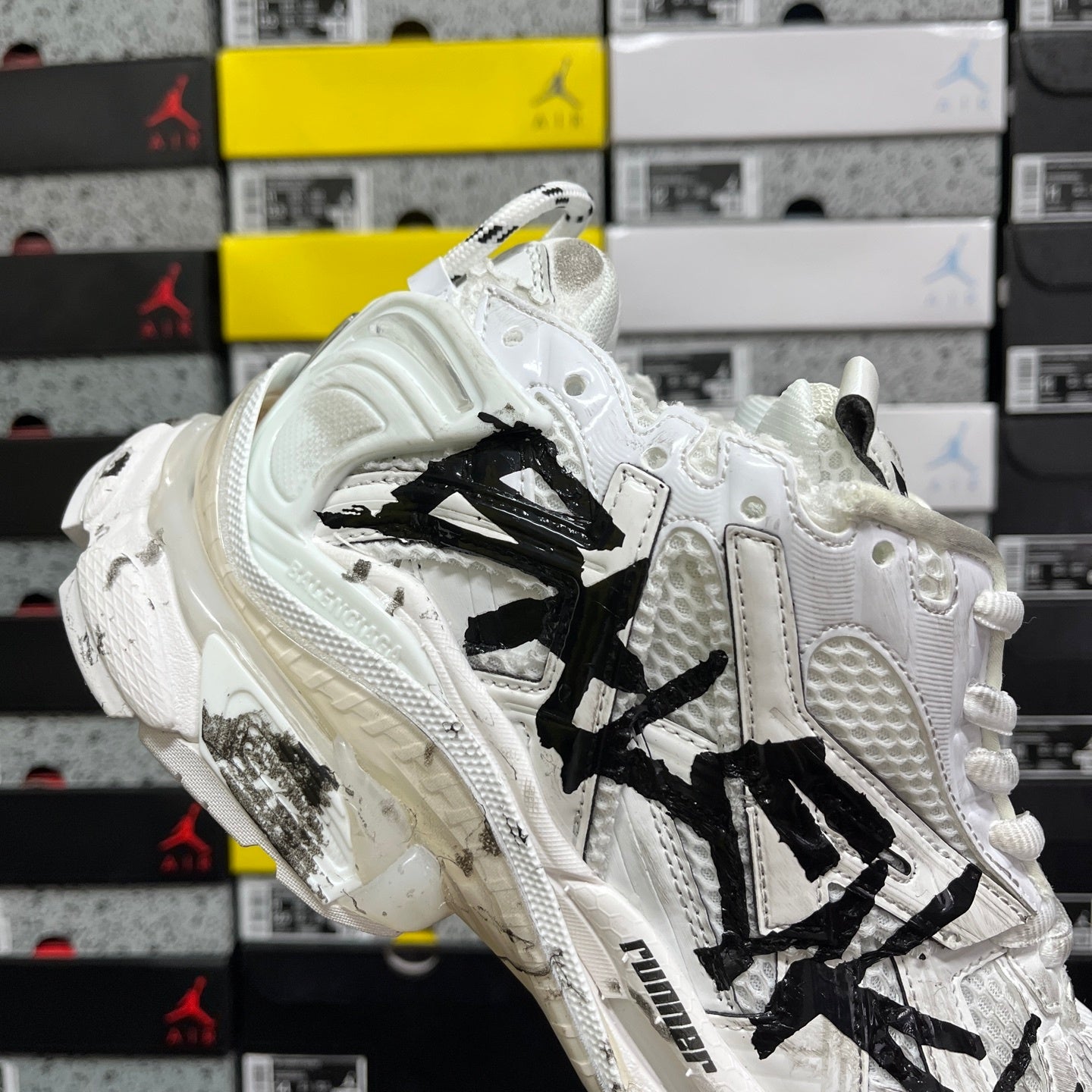 Balenciaga Runner 7.0 Triple White Graffiti