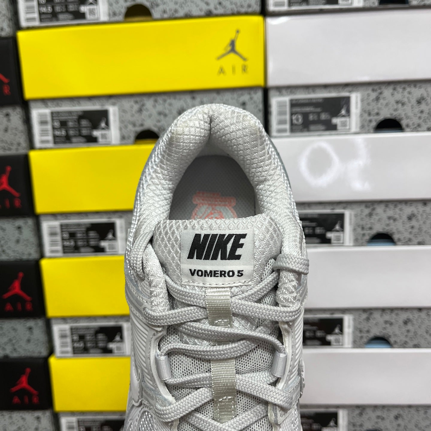 Nike Vomero 5 White