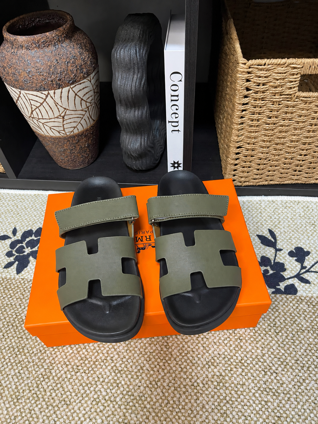Hermes Chypre Slide Olive