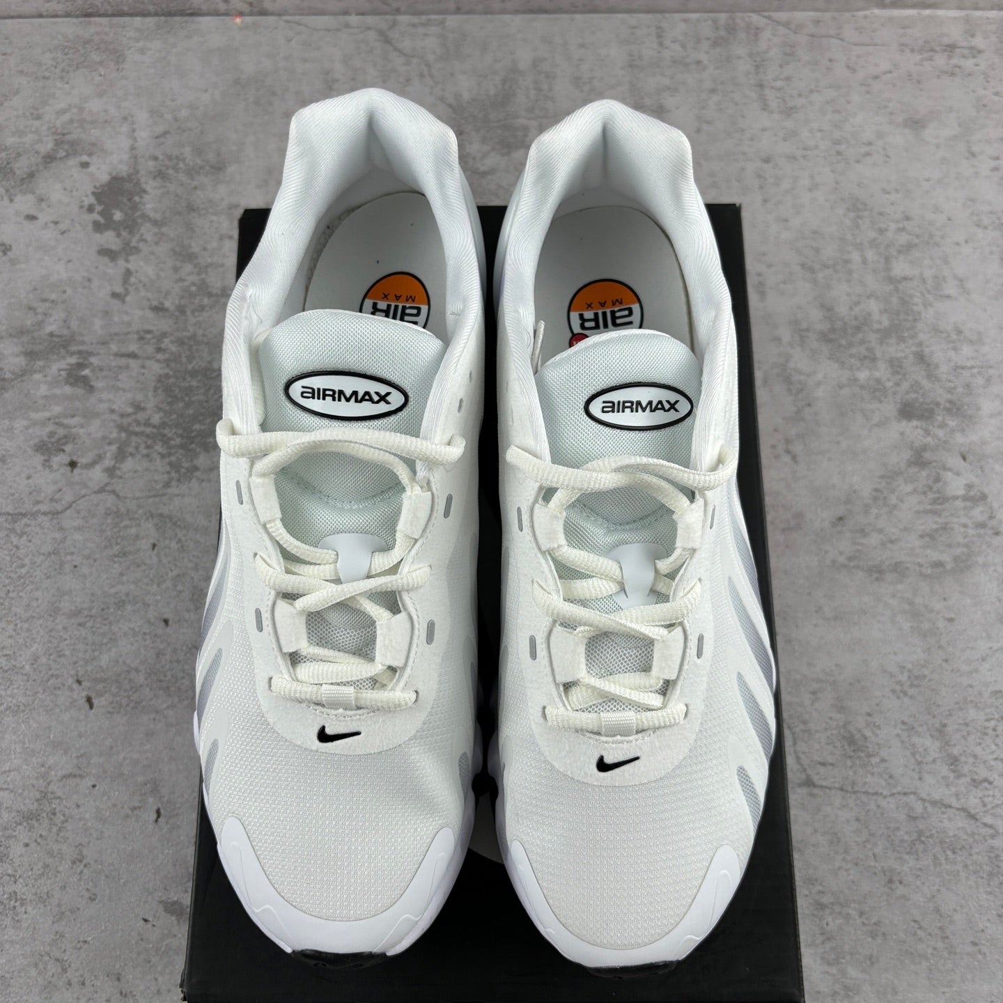 Nike Air Max DN8 White Black