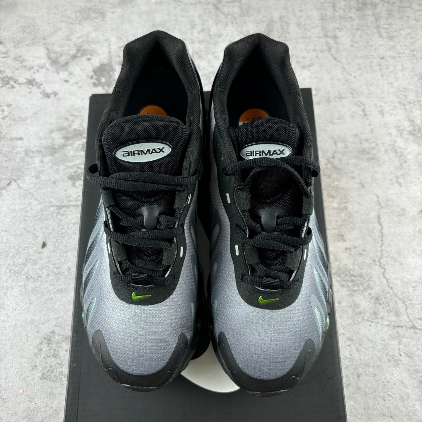 Nike Air Max DN8 Grey Neon Black