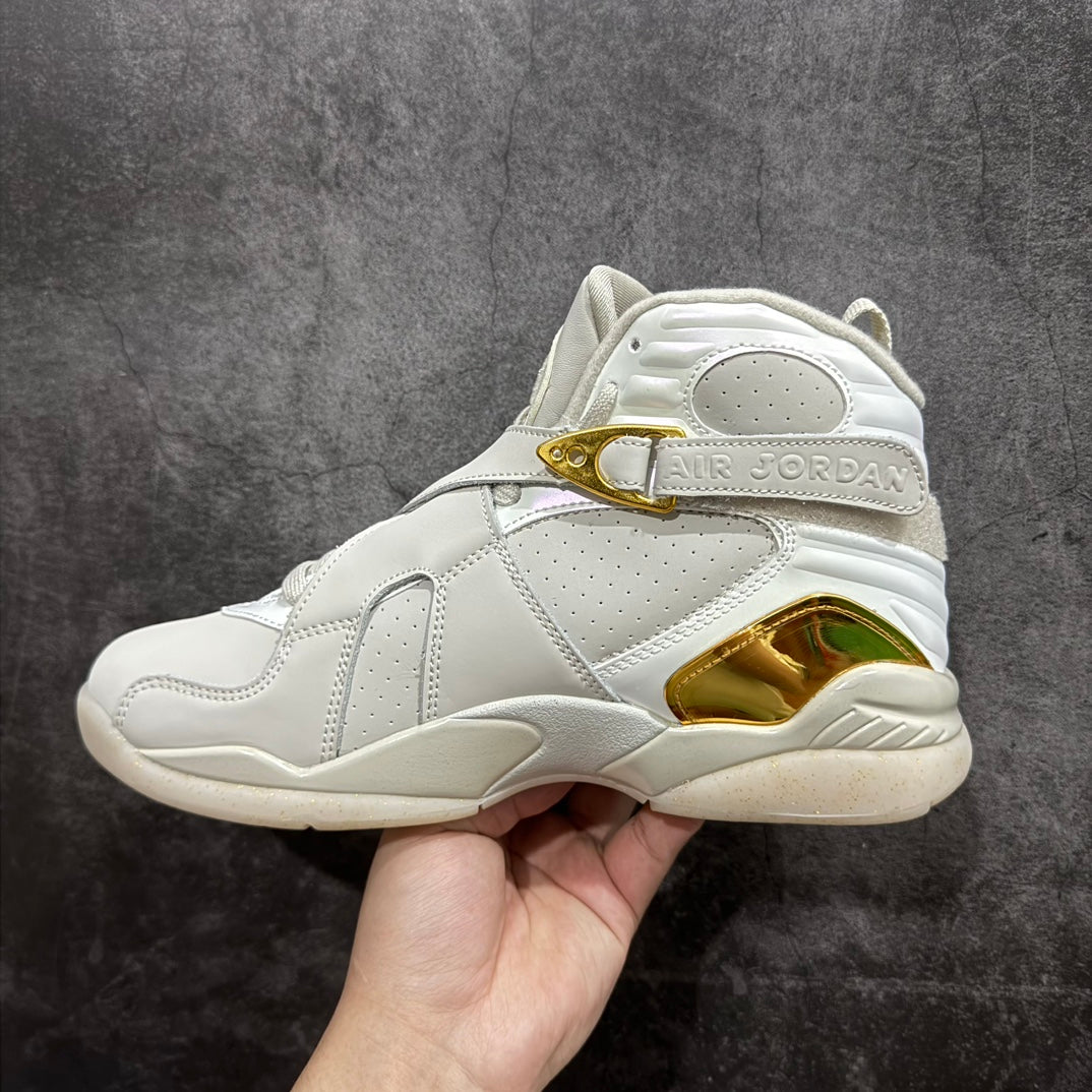 Jordan 8 Retro Champagne