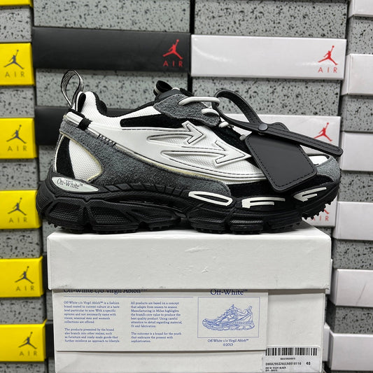 Off-White Be Right Back Black White