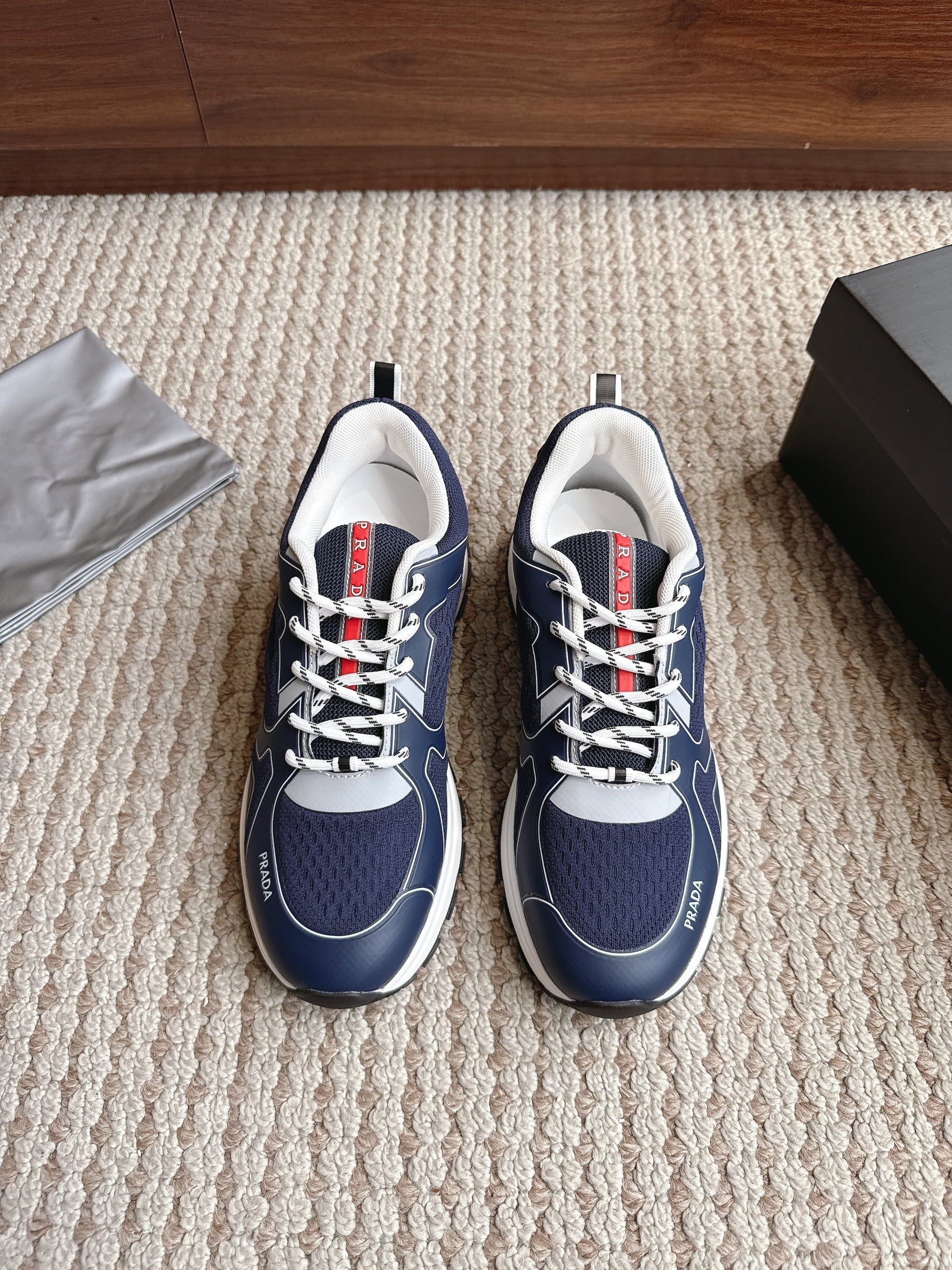 Prada Technical's Cup Navy/White
