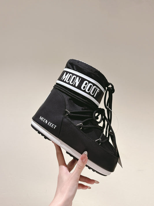 Moon Boot Icon Low Black White