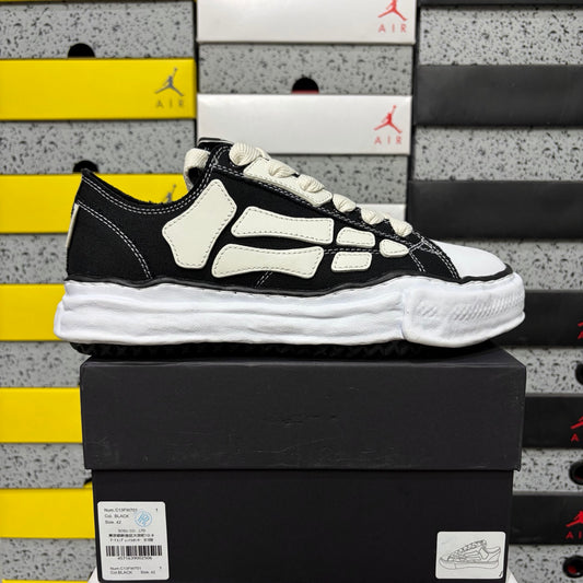 AMIRI x Maison Mihara Yasuhiro Peterson Black