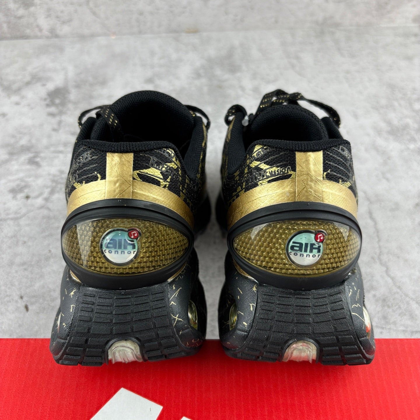 Nike Air Max DN Gold Black