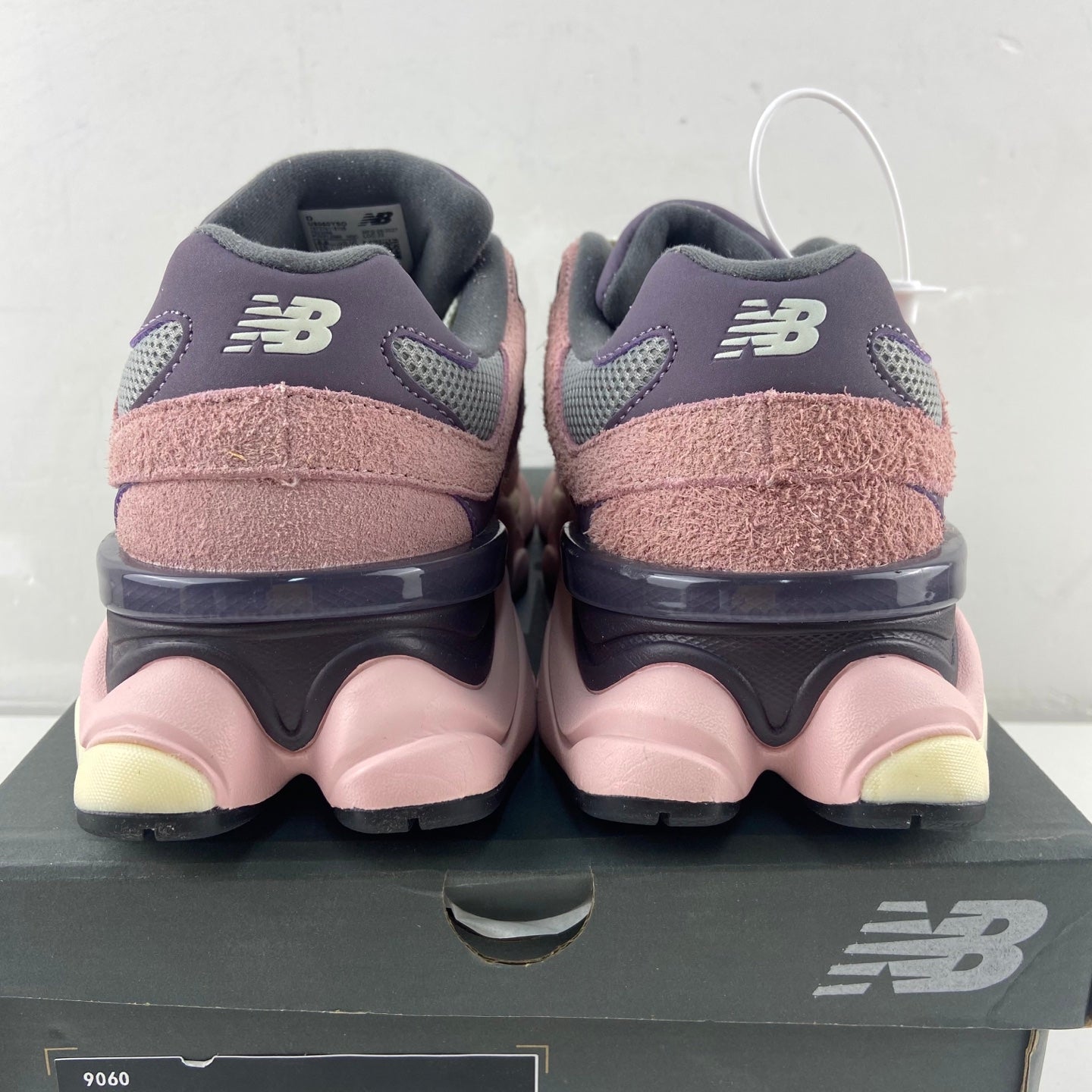 New Balance 9060 - (PINK LAVENDER)