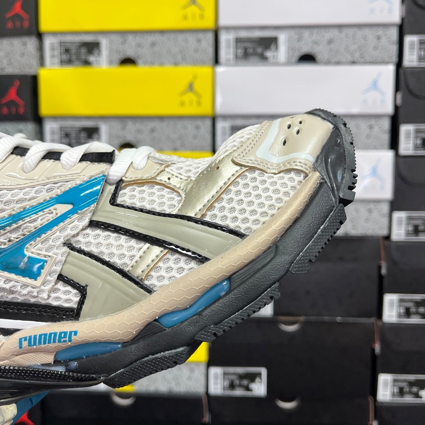 Balenciaga Runner 7.0 Blue Cream Black