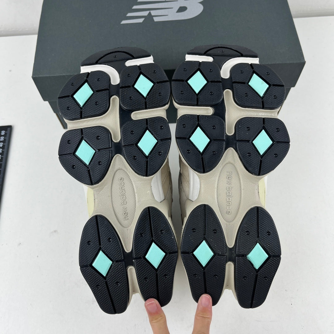 New Balance 9060 Sea Salt