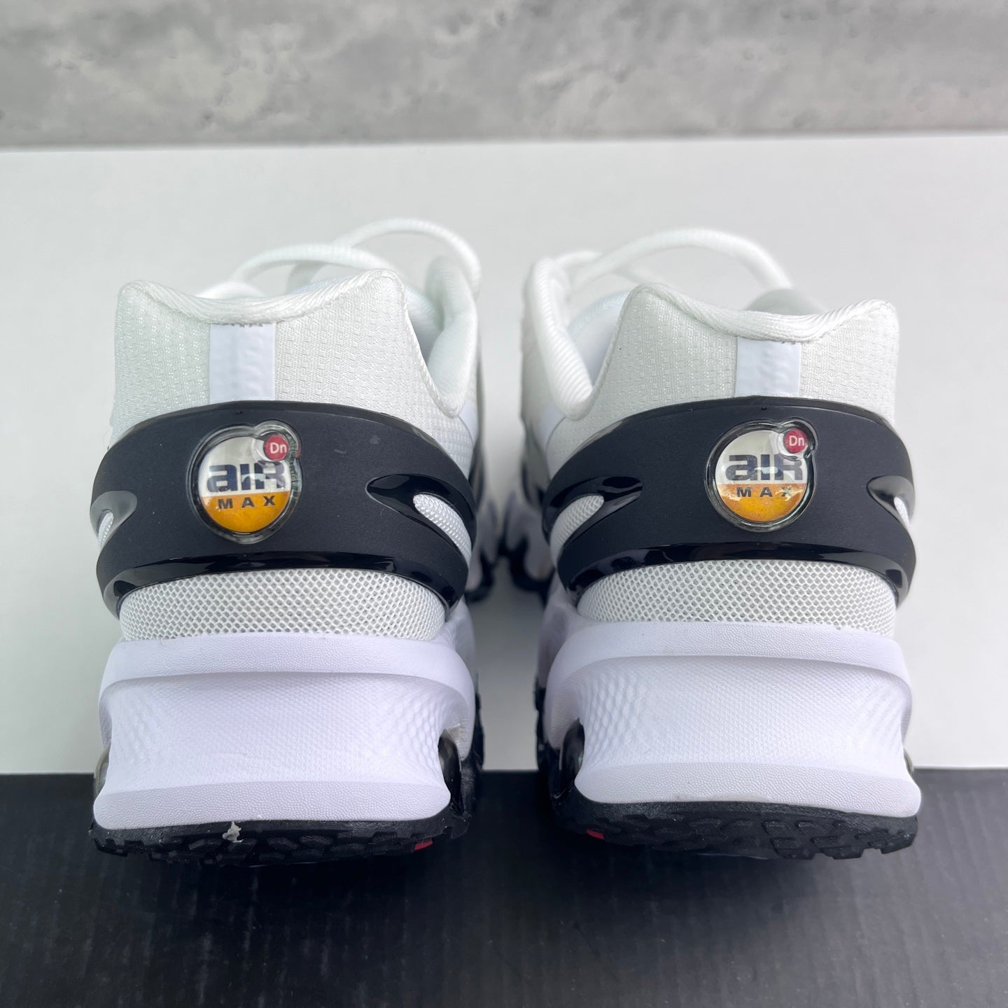 Nike Air Max DN8 Black White Black